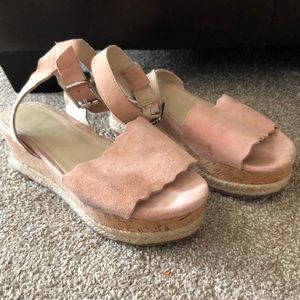 💕GENTLY USED MARC FISHER SUEDE ESPADRILLES 💕
